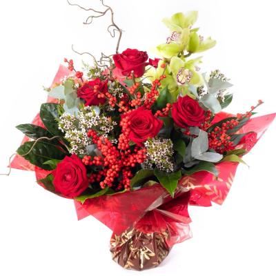 Christmas Sensation - Looking for a magnificent gift to send to a loved one? The Star of Christmas bouquet really is one of the most luxurious flower gifts you could send this festive season.